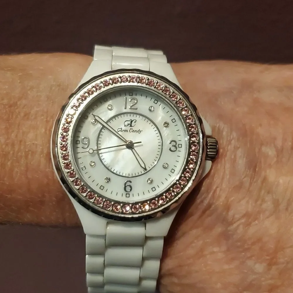 Ceramic Watch, Changeable bezels, Excellent Condition! - Picture 5 of 10